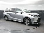 2025 Toyota Sienna XLE 8 Passenger