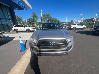 2016 Toyota Tacoma SR