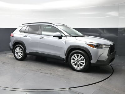 2024 Toyota Corolla Cross LE