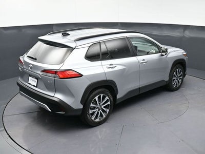 2025 Toyota Corolla Cross XLE