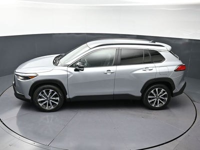 2025 Toyota Corolla Cross XLE