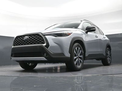 2025 Toyota Corolla Cross XLE