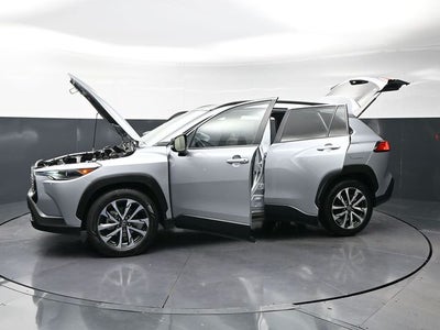 2025 Toyota Corolla Cross XLE