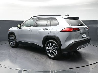 2025 Toyota Corolla Cross XLE