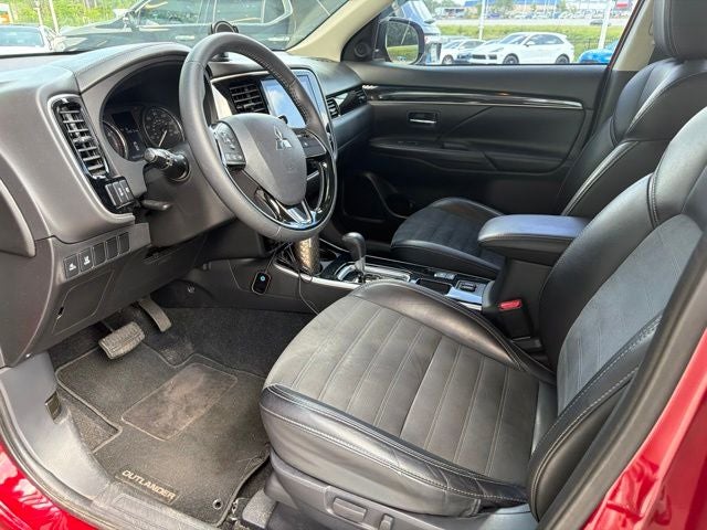 2020 Mitsubishi Outlander SE