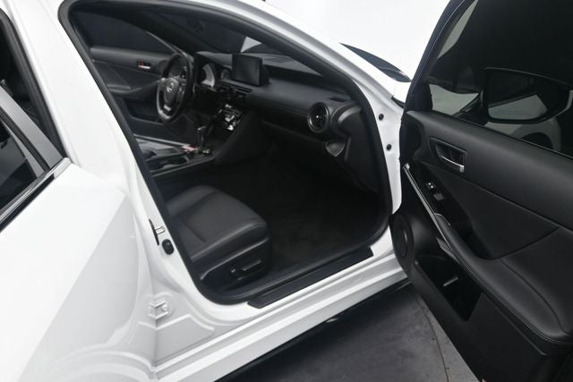 2024 Lexus IS 350 F SPORT Design