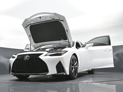 2024 Lexus IS 350 F SPORT Design