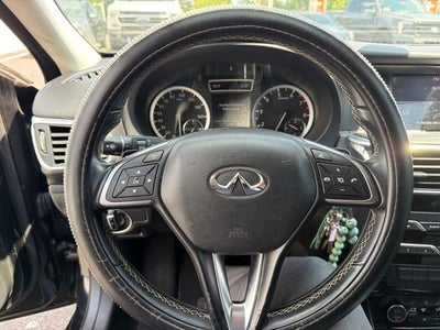 2017 INFINITI QX30 Base