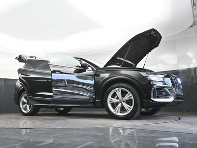 2023 Audi Q8 55 Prestige quattro