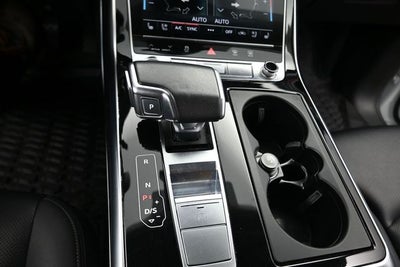 2023 Audi Q8 55 Prestige quattro
