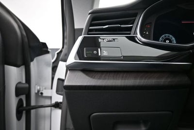 2023 Audi Q8 55 Prestige quattro