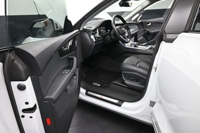 2023 Audi Q8 55 Prestige quattro