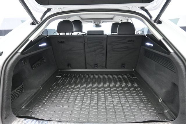 2023 Audi Q8 55 Prestige quattro