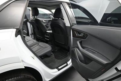 2023 Audi Q8 55 Prestige quattro