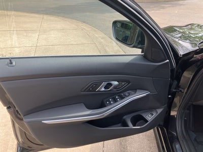 2025 BMW 3 Series 330i xDrive