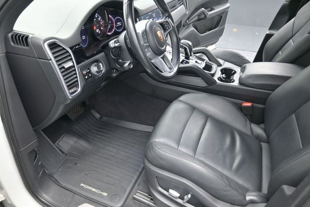 2020 Porsche Cayenne Base