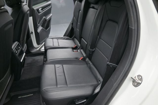 2020 Porsche Cayenne Base