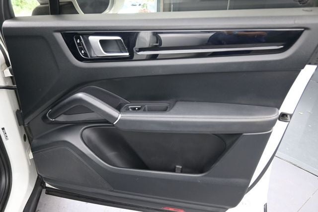 2020 Porsche Cayenne Base