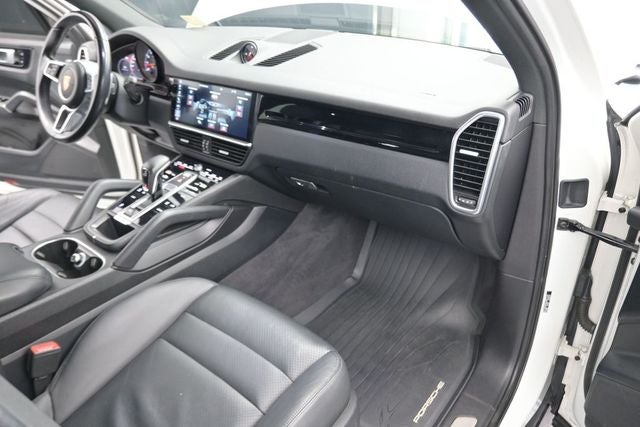 2020 Porsche Cayenne Base