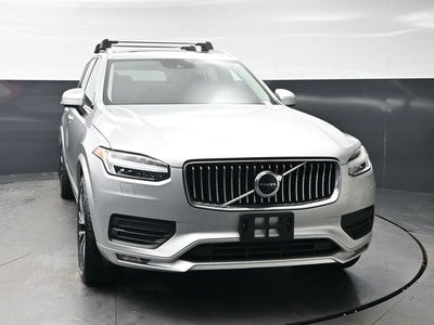 2022 Volvo XC90 T6 Momentum
