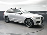 2022 Volvo XC90 T6 Momentum