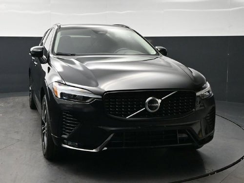 2023 Volvo XC60 B5 Plus Dark Theme