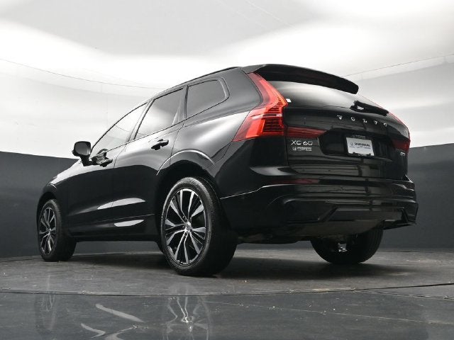 2023 Volvo XC60 B5 Plus Dark Theme