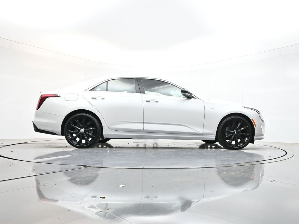 2024 Cadillac CT4 Luxury