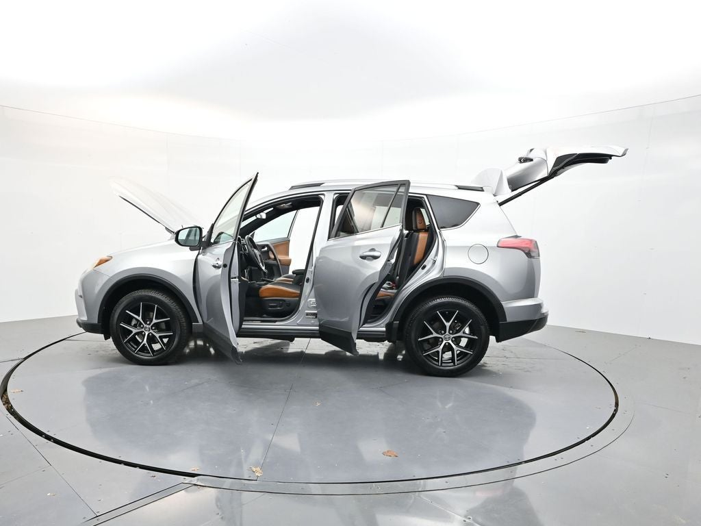 2016 Toyota RAV4 SE