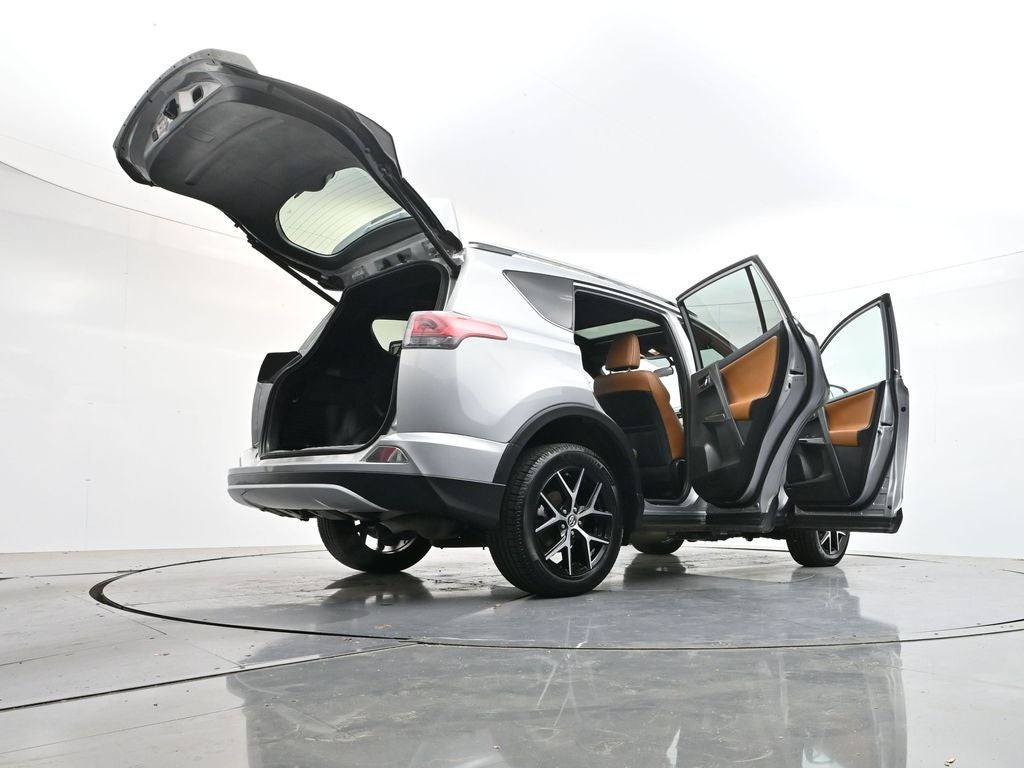 2016 Toyota RAV4 SE