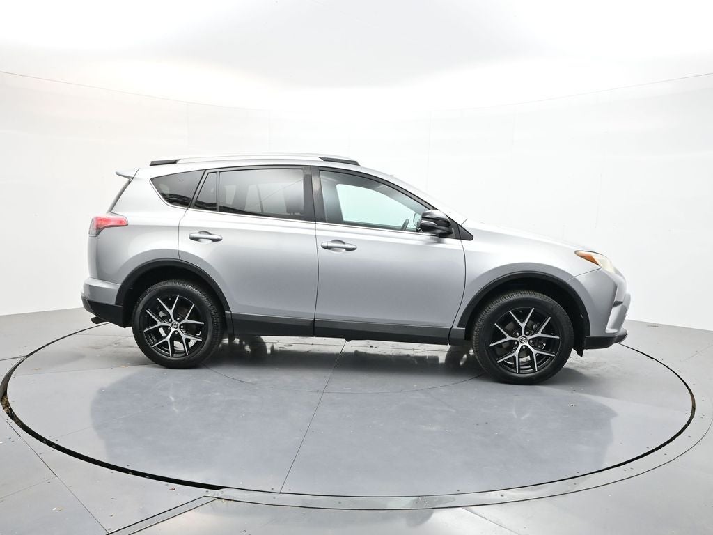 2016 Toyota RAV4 SE
