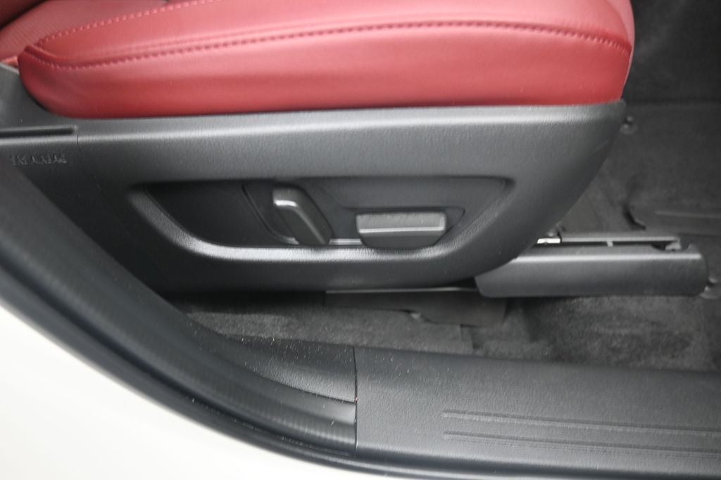 2025 Mazda Mazda CX-70 PHEV Premium Plus