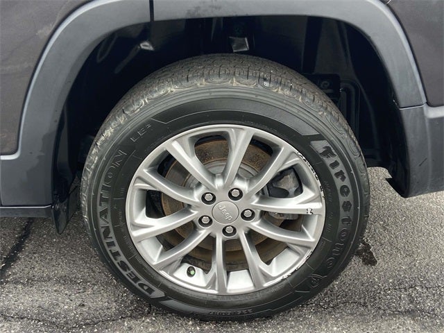 2022 Jeep Cherokee Latitude Lux