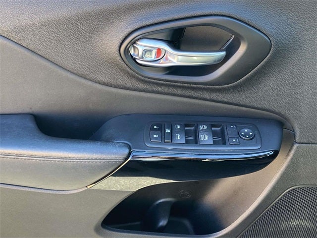 2021 Jeep Cherokee Altitude