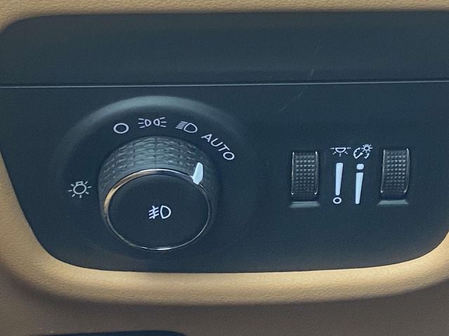 2024 Jeep Grand Cherokee Summit