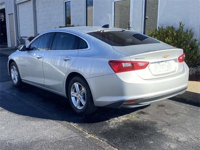 2022 Chevrolet Malibu LS 1FL
