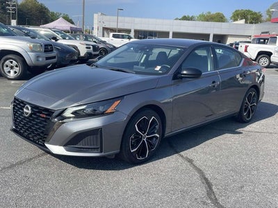 2025 Nissan Altima 2.5 SR