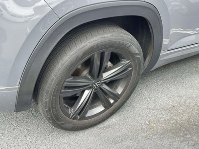 2022 Volkswagen Atlas Cross Sport 3.6L V6 SEL R-Line