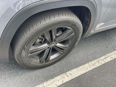 2022 Volkswagen Atlas Cross Sport 3.6L V6 SEL R-Line