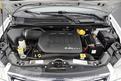2016 Chrysler Town & Country Touring-L