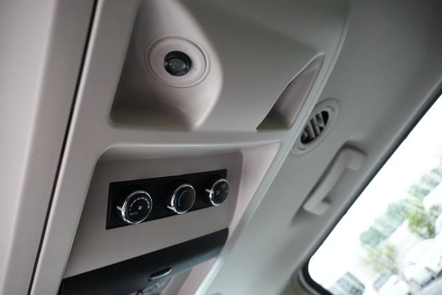 2016 Chrysler Town & Country Touring-L