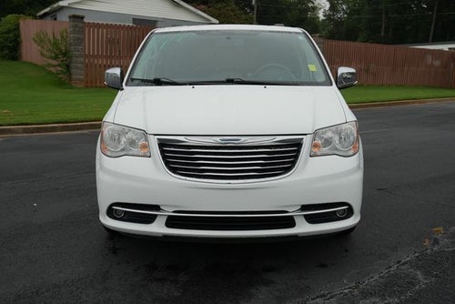2016 Chrysler Town & Country Touring-L