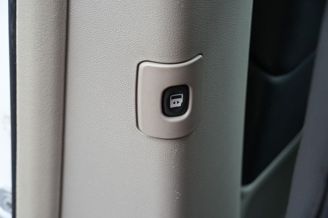 2016 Chrysler Town & Country Touring-L