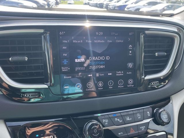 2020 Chrysler Pacifica Touring L Plus