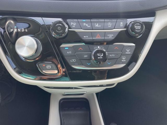 2020 Chrysler Pacifica Touring L Plus