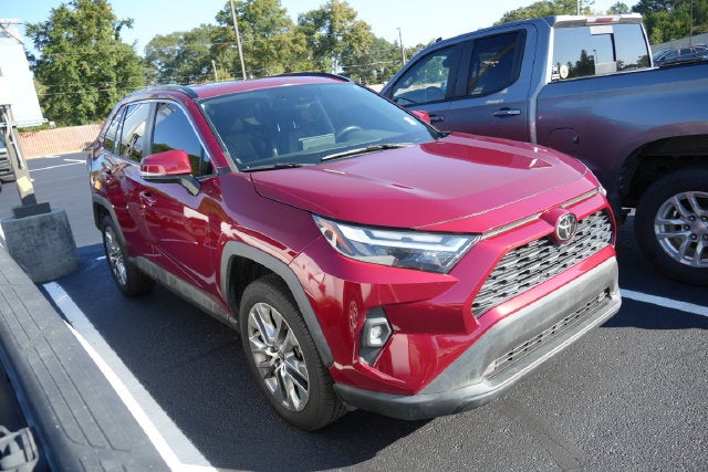 2022 Toyota RAV4 XLE Premium