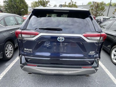 2019 Toyota RAV4 Hybrid XSE