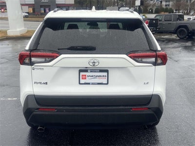 2021 Toyota RAV4 LE