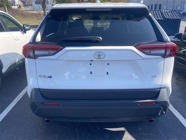 2024 Toyota RAV4 LE