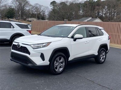 2024 Toyota RAV4 XLE